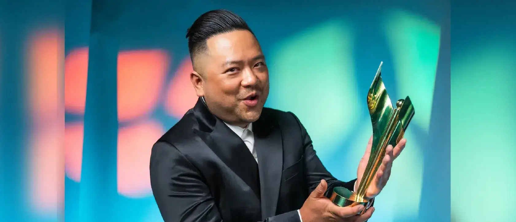 Lights, camera, Andrew hosting the Canadian Screen Awards in 2026.